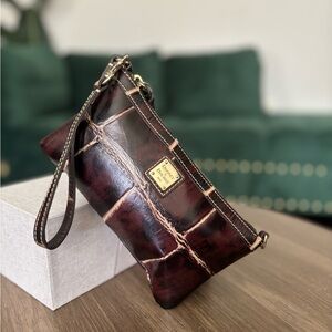 Dooney & Bourke Rich Brown Croc-Embossed Wristlet
